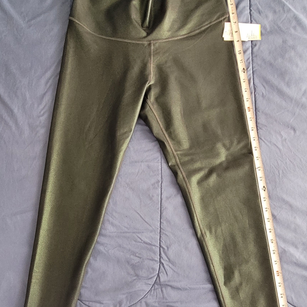 Old Navy Active Powersoft Leggings in Olive